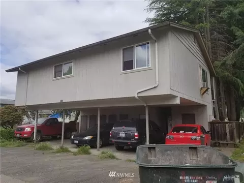 1035 7th St, Longview, WA 98632 photo 2