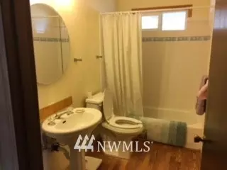 290 W Spruce St, Sequim, WA 98382 photo 8
