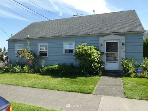 2010 25th St, Everett, WA 98201 photo 3