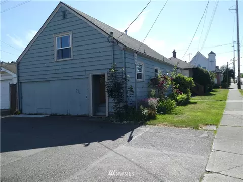 2010 25th St, Everett, WA 98201 photo 6