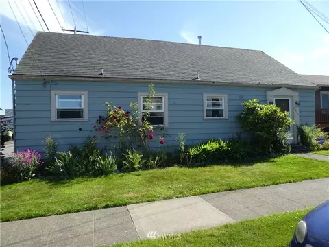 2010 25th St, Everett, WA 98201 photo 4
