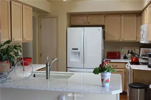 14519 Riverwalk Dr E, Sumner, WA 98390 photo 8