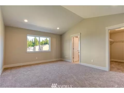 712 Koehler Ave SW, Orting, WA 98360 photo 9