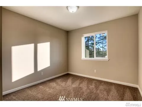 710 Koehler Ave SW, Orting, WA 98360 photo 9