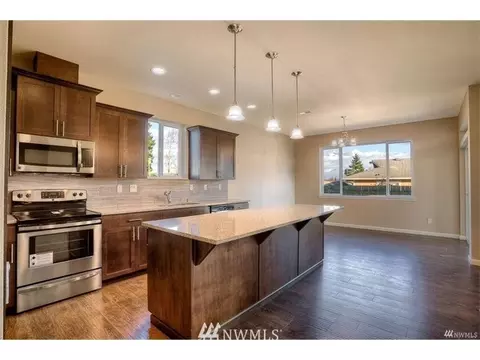 710 Koehler Ave SW, Orting, WA 98360 photo 3