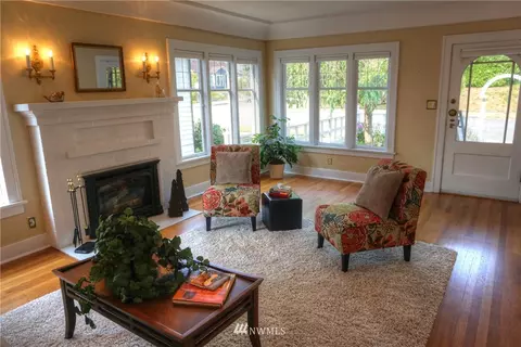 1429 Rockefeller Ave, Everett, WA 98201 photo 4