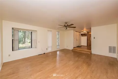 115 Leslie Ln, Sequim, WA 98382 photo 2
