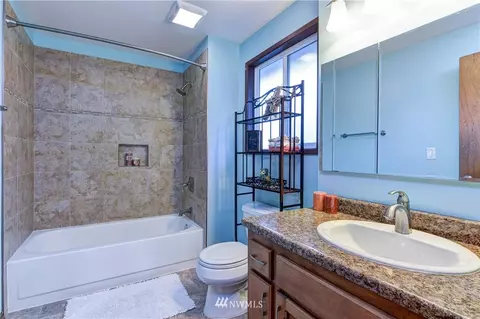 2120 Rockefeller Ave, Everett, WA 98201 photo 8