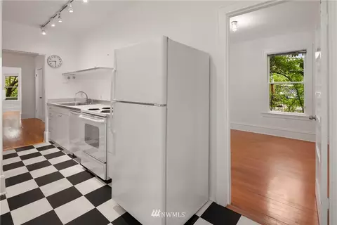 528 11th Ave E, Seattle, WA 98102 photo 5