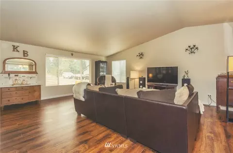 17510 Pendleton St, Rochester, WA 98579 photo 2