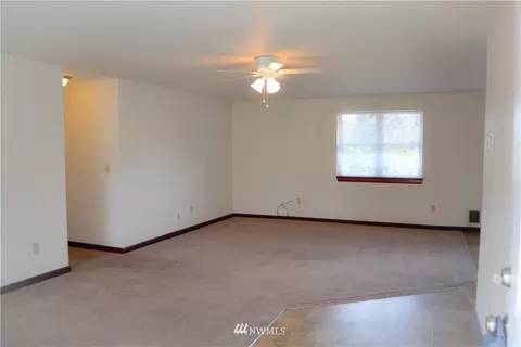 10504 16th Pl W, Everett, WA 98204 photo 4