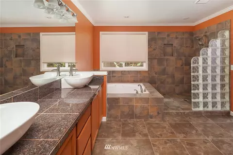 15707 99th Ave NE, Bothell, WA 98011 photo 11