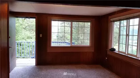 907 70th Ave E, Milton, WA 98354 photo 8
