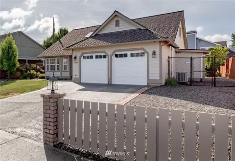 15416 64th St E, Sumner, WA 98390 photo 3