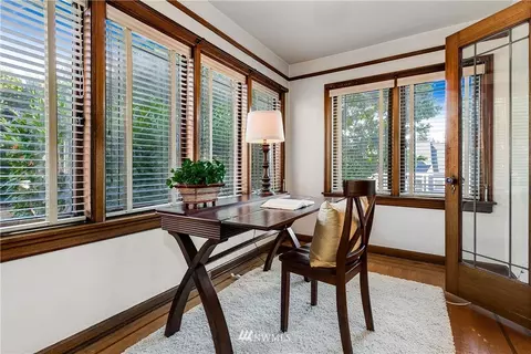 552 N 73rd St, Seattle, WA 98103 photo 6