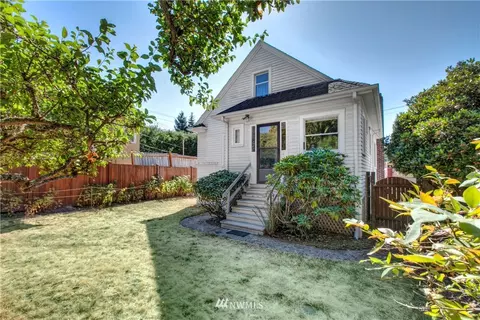 552 N 73rd St, Seattle, WA 98103 photo 22