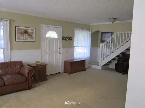 1731 Harding St, Enumclaw, WA 98022 photo 9