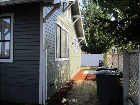 1731 Harding St, Enumclaw, WA 98022 photo 3