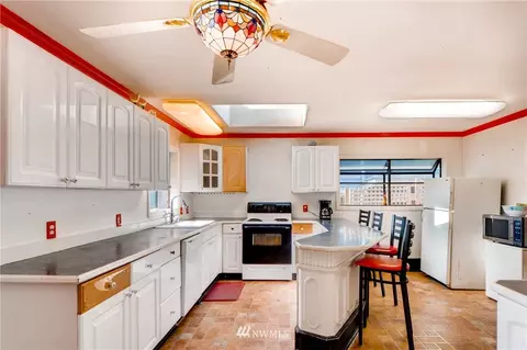 445 24th Ave E, Seattle, WA 98112 photo 8