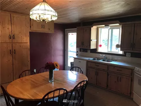 319 Middle Fork Rd, Chehalis, WA 98532 photo 8