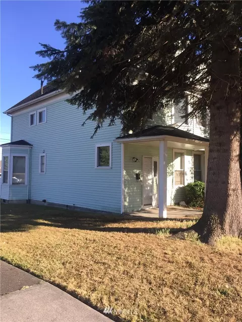 2501 Walnut St, Everett, WA 98201 photo 2