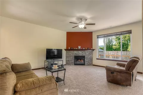 1605 Riddell Ave NE, Orting, WA 98360 photo 9
