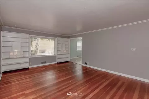 316 Sumner Ave, Sumner, WA 98390 photo 4