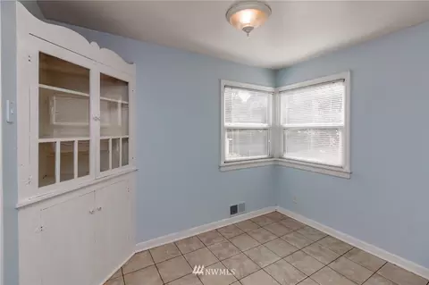 316 Sumner Ave, Sumner, WA 98390 photo 6