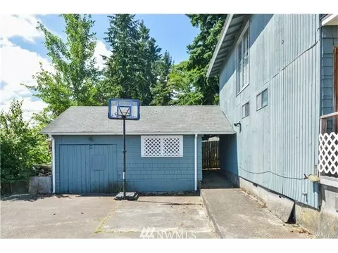 6431 Olympic Dr, Everett, WA 98203 photo 4