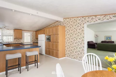 24128 SE 440th St, Enumclaw, WA 98022 photo 3