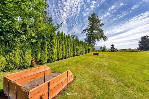 525 E 3rd St, Sumas, WA 98295 photo 23