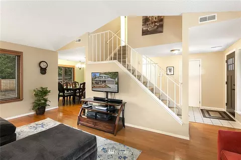 5707 146th Pl SE, Everett, WA 98208 photo 2