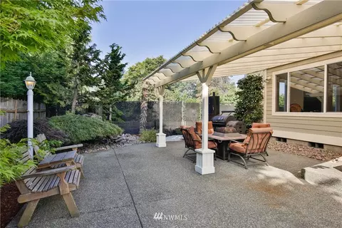 2942 Terry Ln, Enumclaw, WA 98022 photo 4