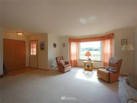1572 Marine Dr, Sequim, WA 98382 photo 3
