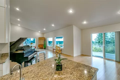 640 Happy View Ln, Sequim, WA 98382 photo 19