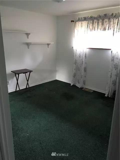 9330 Sharon Dr, Everett, WA 98204 photo 9