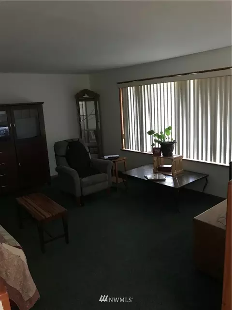 9330 Sharon Dr, Everett, WA 98204 photo 5