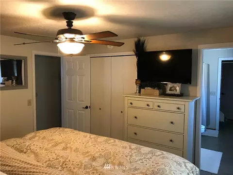 211 E Fir St, Sequim, WA 98382 photo 12