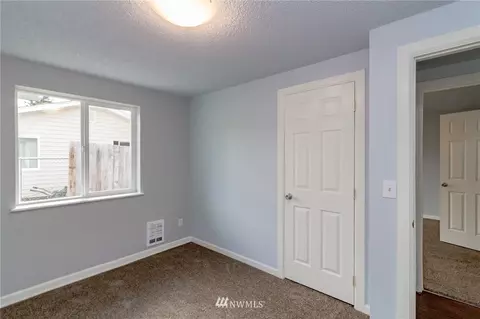17416 6th Avenue Ct E, Spanaway, WA 98387 photo 12