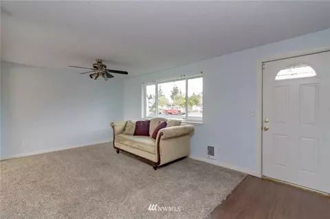17416 6th Avenue Ct E, Spanaway, WA 98387 photo 3