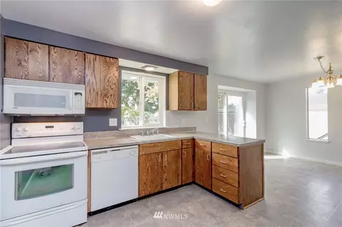 17416 6th Avenue Ct E, Spanaway, WA 98387 photo 8