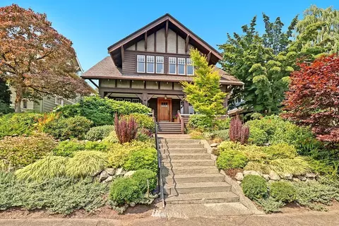 2823 10th Ave E, Seattle, WA 98102 photo 1