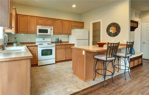 7061 Radius Loop SE, Lacey, WA 98513 photo 7