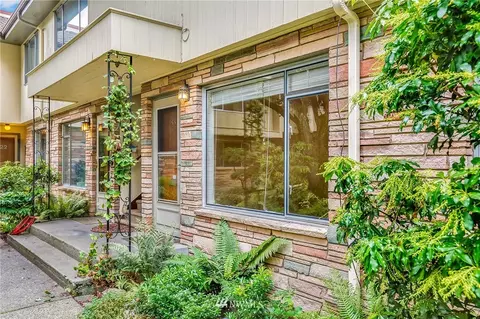 332 Summit Ave E, Seattle, WA 98102 photo 1