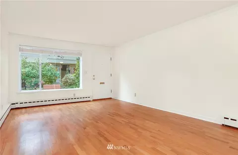 332 Summit Ave E, Seattle, WA 98102 photo 8