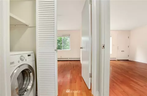 332 Summit Ave E, Seattle, WA 98102 photo 18