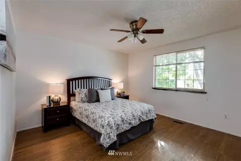 4063 E St, Tacoma, WA 98404 photo 5
