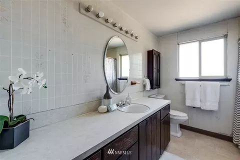4063 E St, Tacoma, WA 98404 photo 4