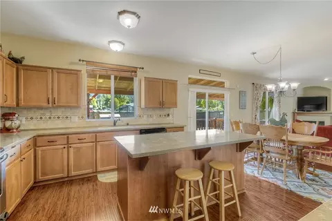 311 Starling St SW, Orting, WA 98360 photo 4