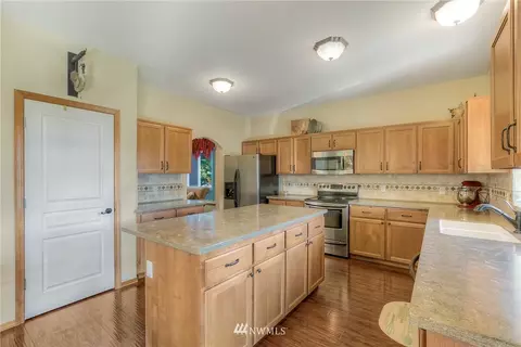 311 Starling St SW, Orting, WA 98360 photo 3
